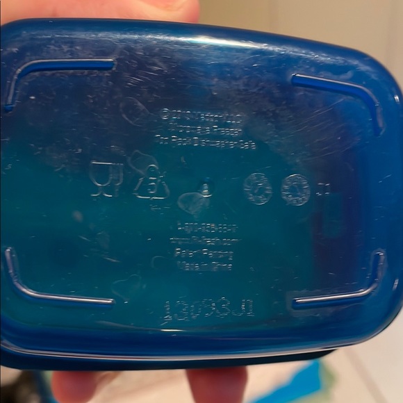 Fit And Fresh Colorful Stackable Food Storage Containers - Picture 4 of 14